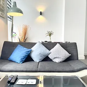Modern Family Free Parking And Gym By Beach Apartment Bournemouth